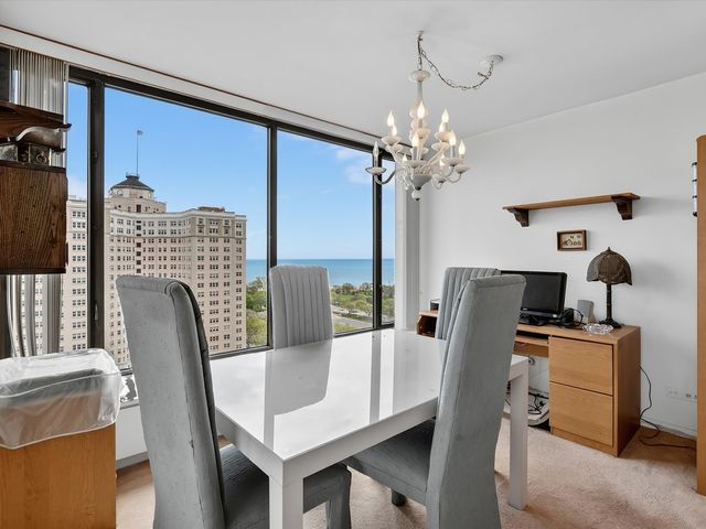 5455 N SHERIDAN Road 1915, Chicago, IL 60640