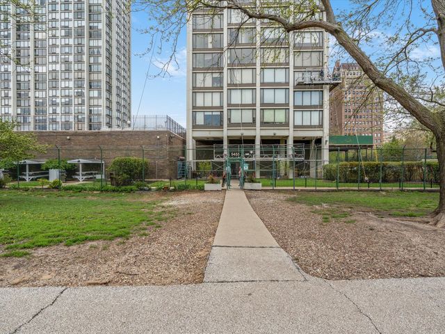 5455 N SHERIDAN Road 1915, Chicago, IL 60640