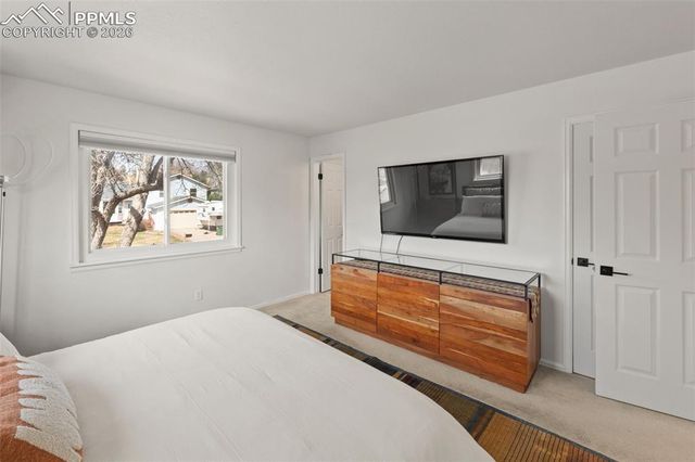 5363 E Old Farm Circle, Colorado Springs, CO 80917