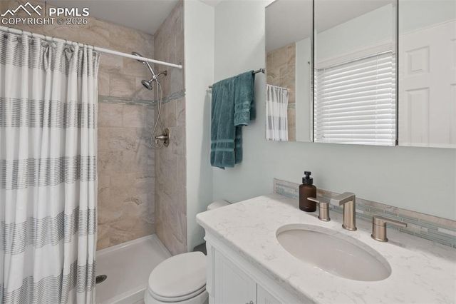 5363 E Old Farm Circle, Colorado Springs, CO 80917