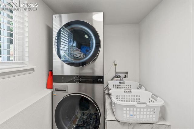 5363 E Old Farm Circle, Colorado Springs, CO 80917