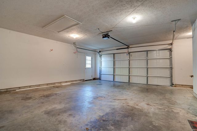 215 S Tinsel Circle, Santa Claus, IN 47579