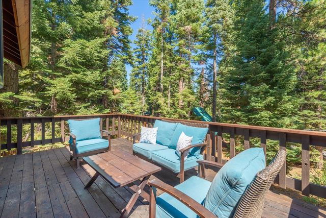 12474 Lakeview Court, Truckee, CA 96161