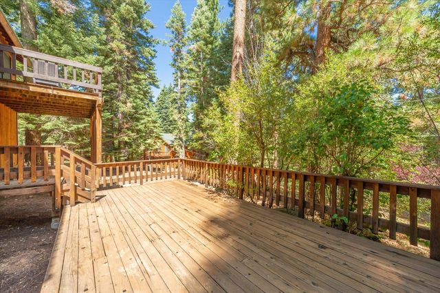 12474 Lakeview Court, Truckee, CA 96161