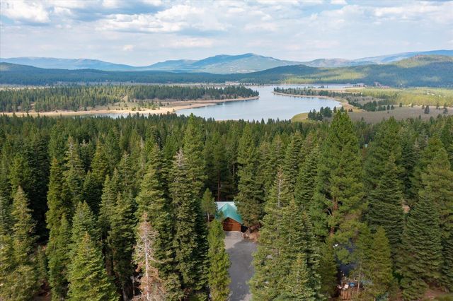 12474 Lakeview Court, Truckee, CA 96161