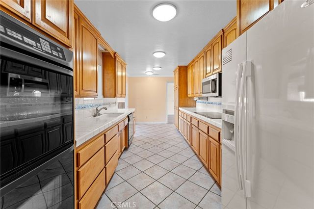 1857 Mauna Loa Place, Norco, CA 92860