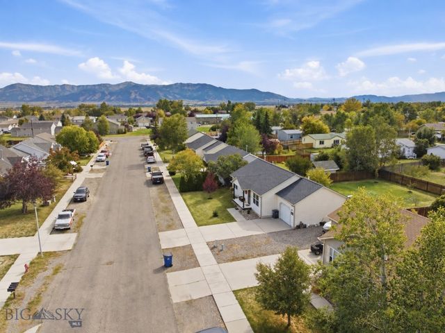 908 Paisley Drive, Belgrade, MT 59714