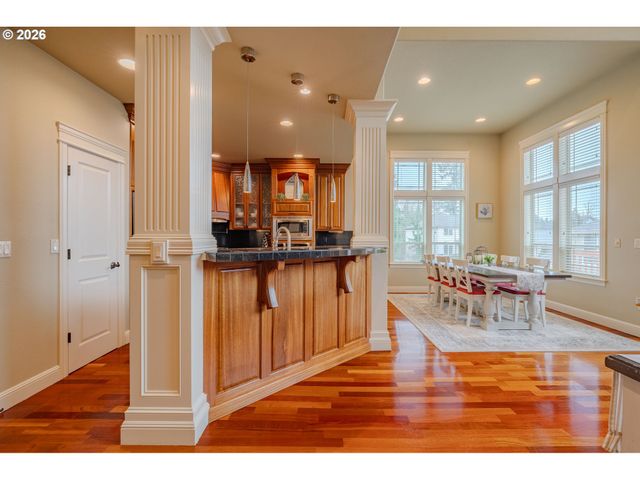 1296 E LUCAS St, La Center, WA 98629