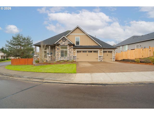 1296 E LUCAS St, La Center, WA 98629