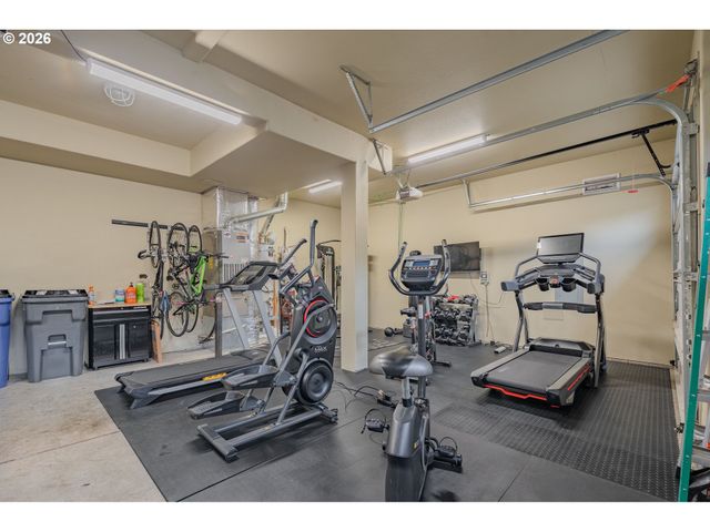 1296 E LUCAS St, La Center, WA 98629