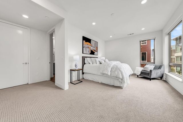 769 Eppleton Lane 302, Foster City, CA 94404