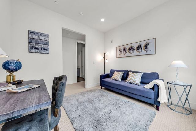 769 Eppleton Lane 302, Foster City, CA 94404