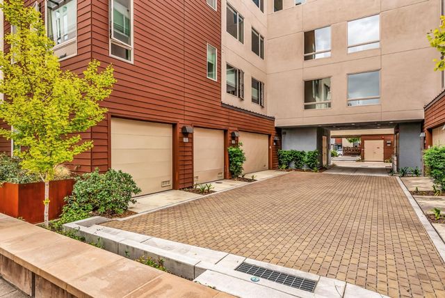 769 Eppleton Lane 302, Foster City, CA 94404