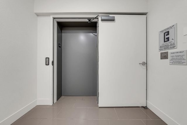 769 Eppleton Lane 302, Foster City, CA 94404