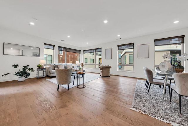 769 Eppleton Lane 302, Foster City, CA 94404