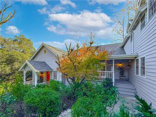 5846 Fairview Place, Agoura Hills, CA 91301