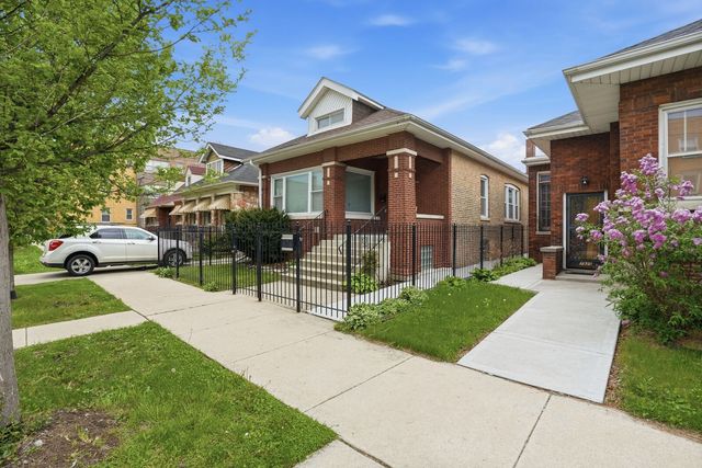 7923 S Luella Avenue, Chicago, IL 60617