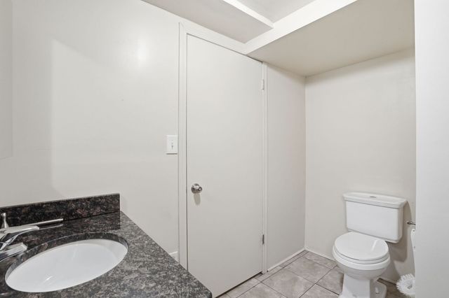 7923 S Luella Avenue, Chicago, IL 60617