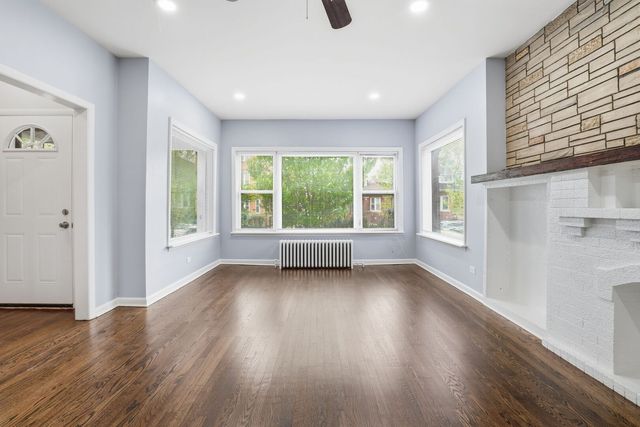 7923 S Luella Avenue, Chicago, IL 60617