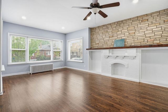 7923 S Luella Avenue, Chicago, IL 60617