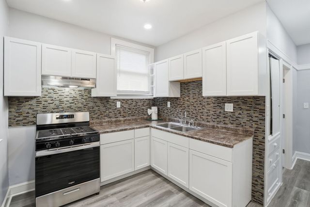 7923 S Luella Avenue, Chicago, IL 60617