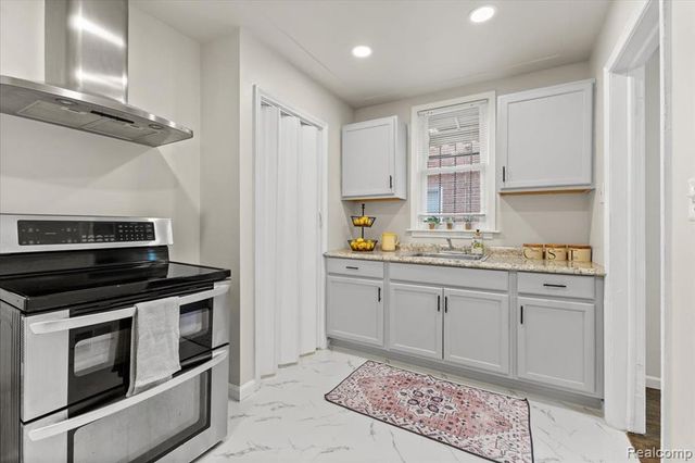 19322 Ilene Street, Detroit, MI 48221