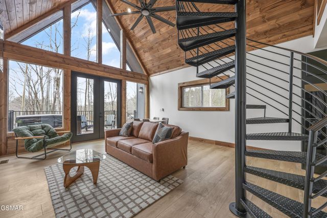 204 Braydens Way, Gatlinburg, TN 37738