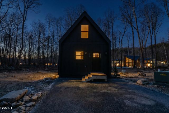 204 Braydens Way, Gatlinburg, TN 37738