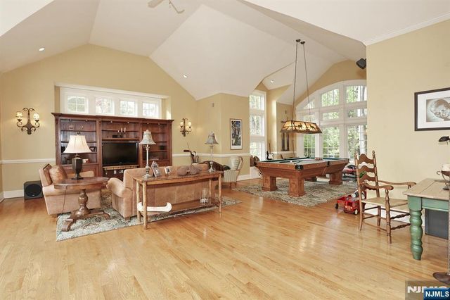 20 Spring Valley Road, Montvale, NJ 07645