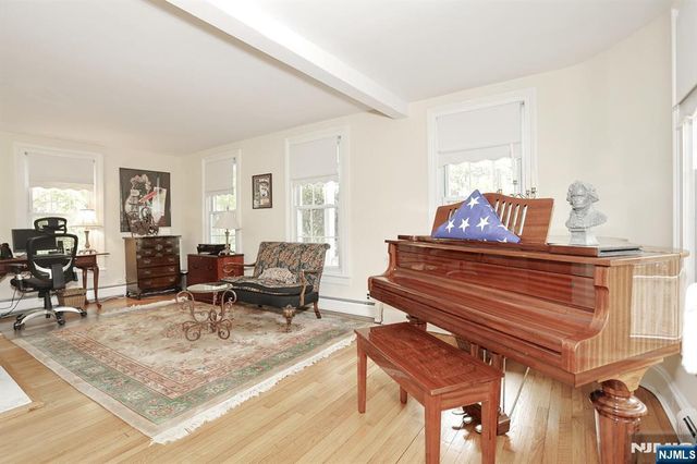 20 Spring Valley Road, Montvale, NJ 07645