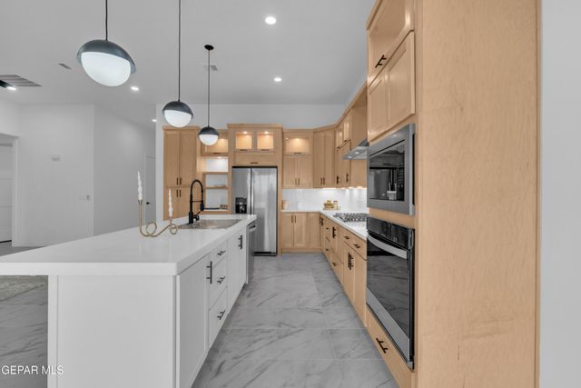 13384 Emerald Copper, Horizon City, TX 79928
