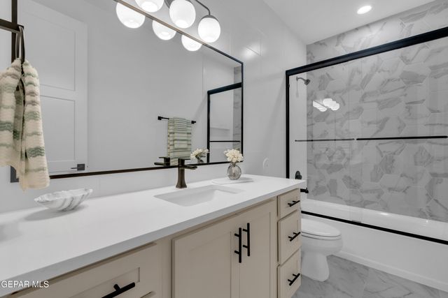 13384 Emerald Copper, Horizon City, TX 79928