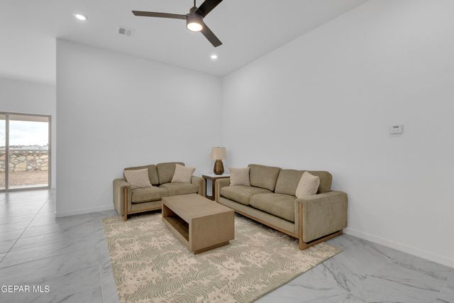 13384 Emerald Copper, Horizon City, TX 79928