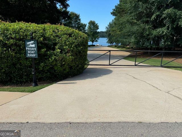 1101 Emerald Shores Drive, White Plains, GA 30678