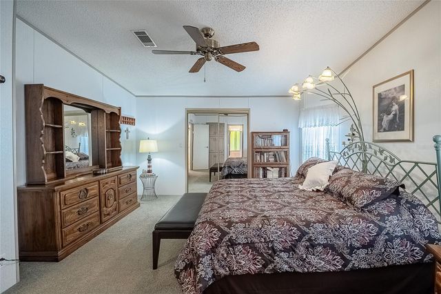 36901 KIMELA AVENUE, Zephyrhills, FL 33542