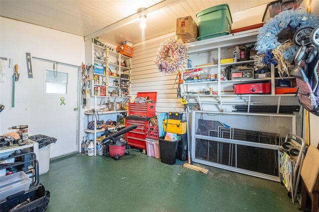 36901 KIMELA AVENUE, Zephyrhills, FL 33542