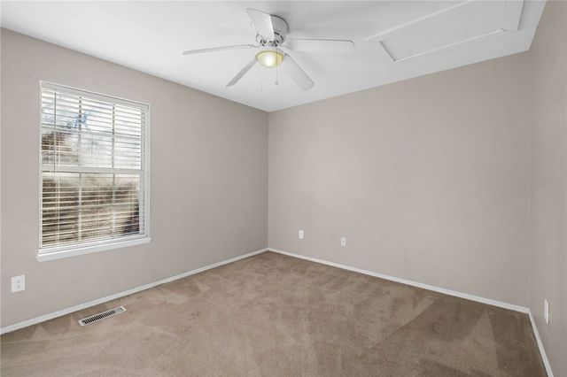 1238 Iron Horse Drive, Fayetteville, AR 72703