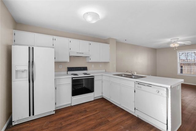 1238 Iron Horse Drive, Fayetteville, AR 72703