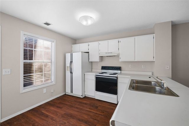 1238 Iron Horse Drive, Fayetteville, AR 72703