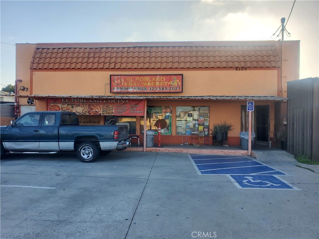 6109 Holmes Avenue, Los Angeles, CA 90001