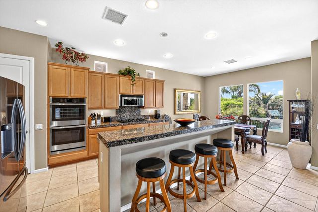 74068 Jeri Lane, Palm Desert, CA 92211