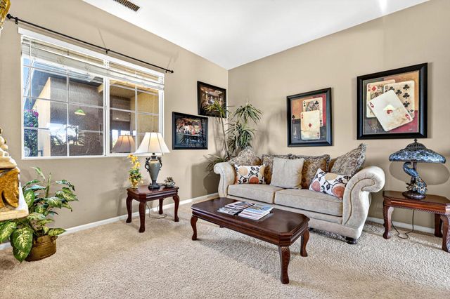 74068 Jeri Lane, Palm Desert, CA 92211