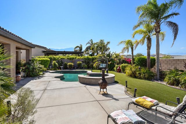 74068 Jeri Lane, Palm Desert, CA 92211