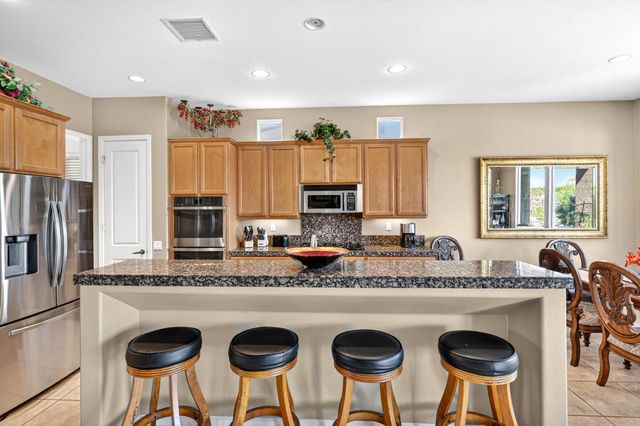 74068 Jeri Lane, Palm Desert, CA 92211
