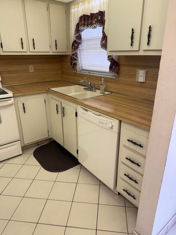 6670 Royal Palm Boulevard 205k, Margate, FL 33063