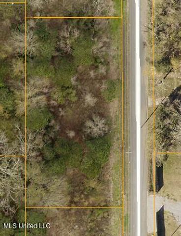 1 Brittany Avenue, Biloxi, MS 39532