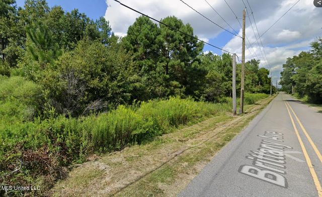 1 Brittany Avenue, Biloxi, MS 39532