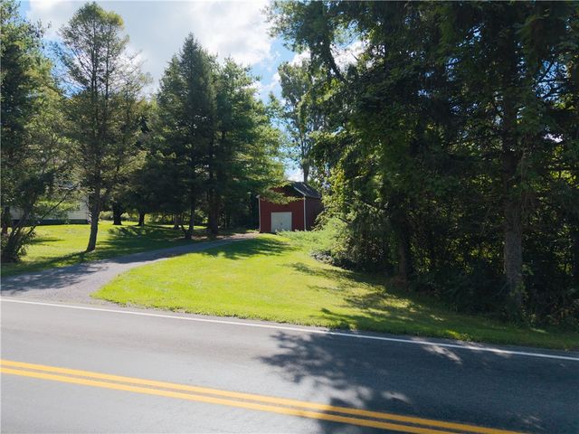 4749 Herendeen Road, Farmington, NY 14548