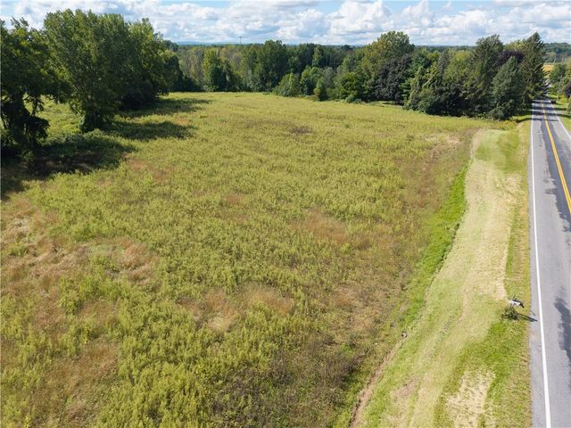 4749 Herendeen Road, Farmington, NY 14548