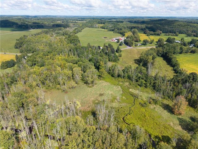 4749 Herendeen Road, Farmington, NY 14548
